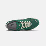 08941 New Balance 2002R