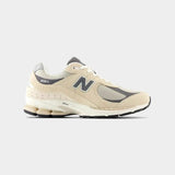 06101 New Balance 2002R Beige Man